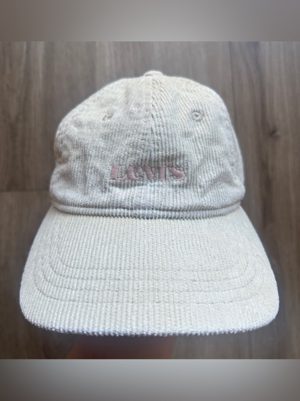 Levi’s Corduroy Cap Hat Cream Beige Women’s Medium Adjustable Casual Neutral